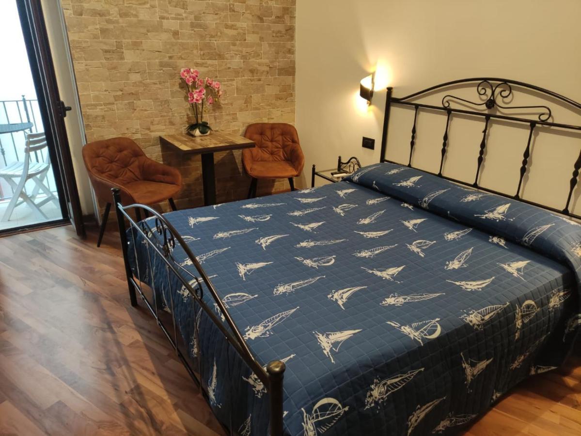 Uria Rooms & Suite B&B Vieste Ngoại thất bức ảnh